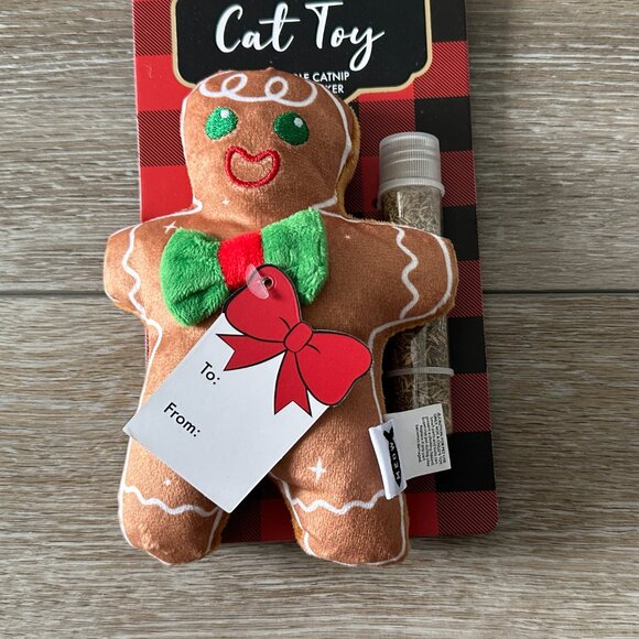 NWT Gingerbread Man Cat Toy Refillable Catnip Stuffed Kicker Cute! - Picture 5 of 6